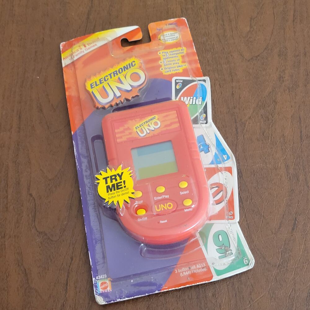Vintage UNO Electronic Handheld Travel Game 2002 By Mattel New sealed